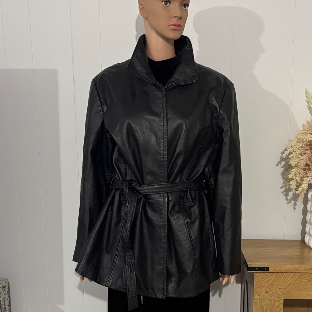 Outbrook Women's Black Belted Vintage Leather Jacket Size 2X